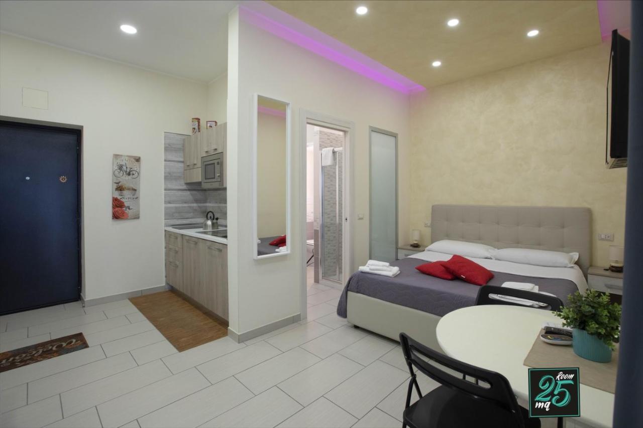 Room25Mq Picasso Cercola Luaran gambar